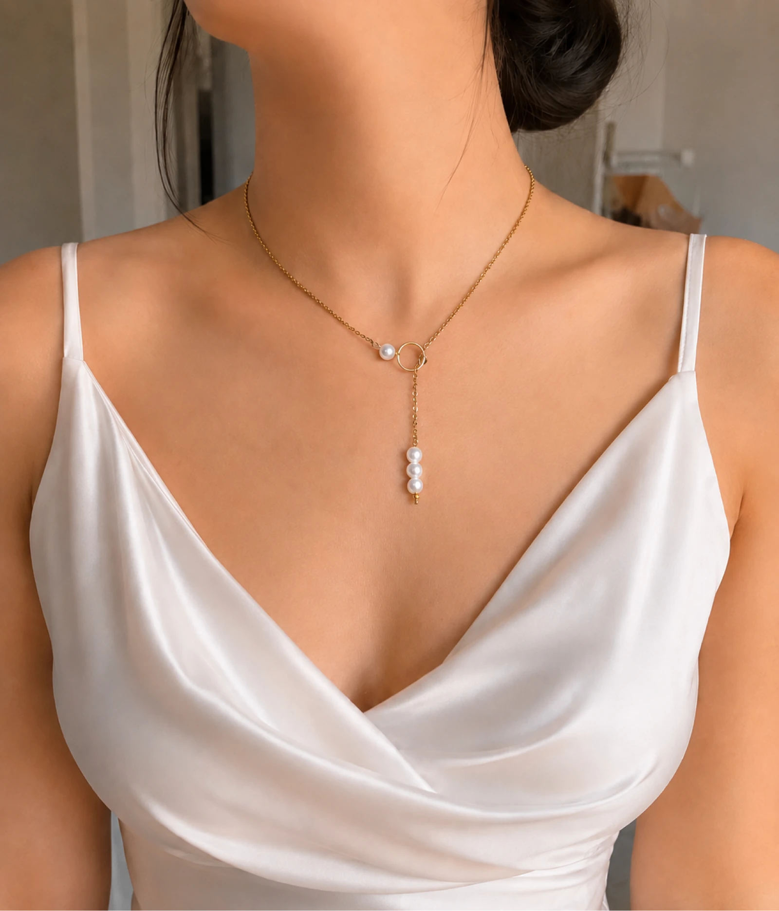 Collier en acier inoxydable avec pendentif perlé